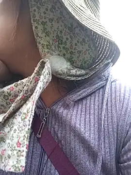 cutebobi online show from April 14, 11:43 pm