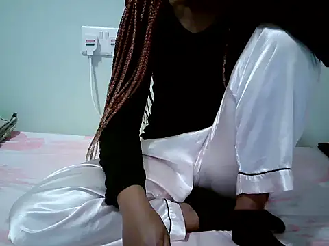 Oyeiyyy online show from March 7, 7:48 am