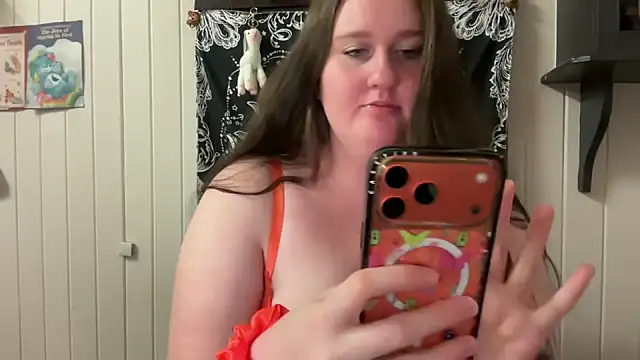 Snapshot of xopeachybaby chatting on June 2, 6:57 am xopeachybaby online show from June 2, 6:57 am