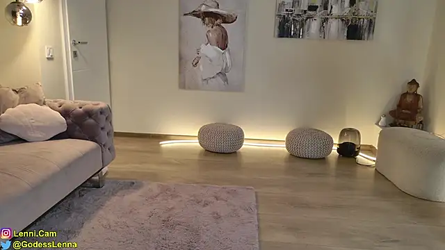 Lenna Godess online show from April 2, 5:36 am