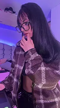  Lucycherry online show from February 11, 4:23 am