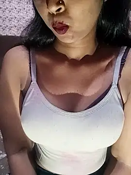 Ayesha Khan1 online show from April 14, 11:59 am