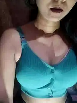 Ayesha Khan1 online show from April 18, 10:50 am