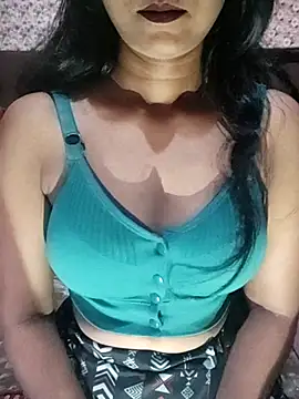 Ayesha Khan1 online show from April 15, 12:10 pm