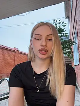 DayaFoxy online show from March 26, 1:20 pm