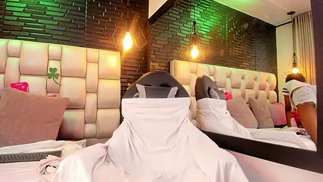 Afrodita Greenn online show from March 22, 7:26 pm