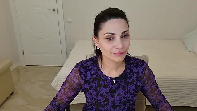 LovelyBeatrice online show from March 6, 11:05 am