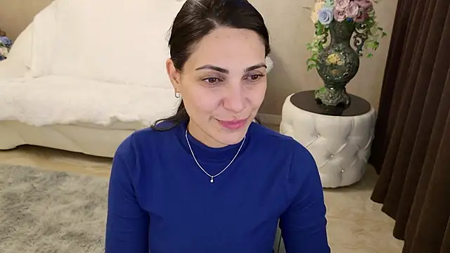 Snapshot of LovelyBeatrice chatting on February 10, 11:09 am LovelyBeatrice online show from February 10, 11:09 am