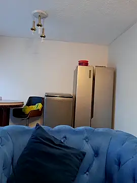 Barbieee1301 online show from April 3, 4:52 am