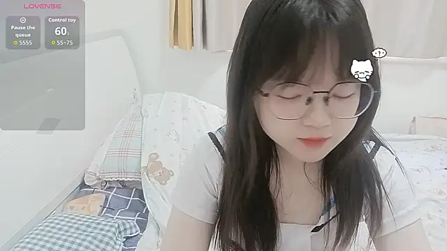 Snapshot of weiwei4999 chatting on February 10, 7:07 am weiwei4999 online show from February 10, 7:07 am