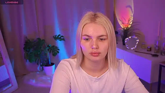 AmeliaWeells online show from March 12, 4:07 am