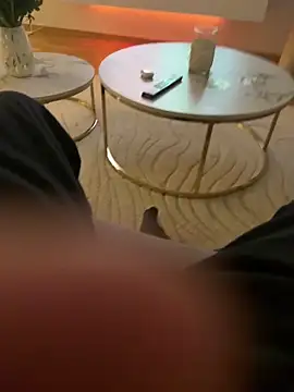 tony3729 online show from April 1, 7:44 pm