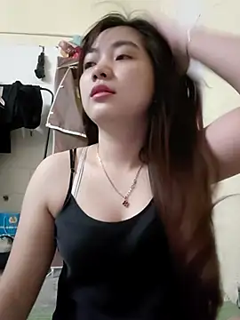 Pinks cool online show from April 26, 3:42 pm