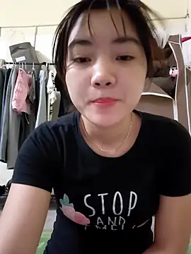 Pinks cool online show from April 21, 12:34 am