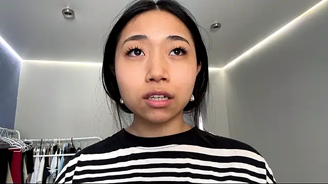 SweetMiaXO online show from March 10, 1:31 am