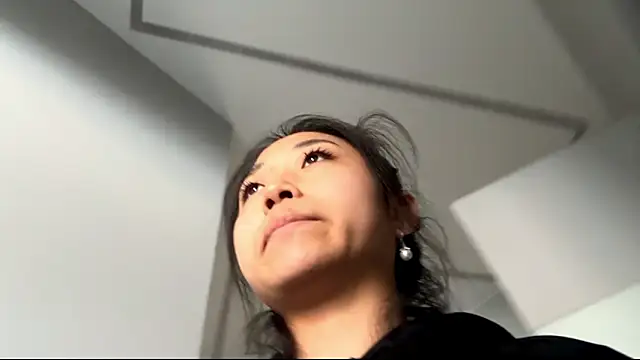 SweetMiaXO online show from March 20, 3:51 am