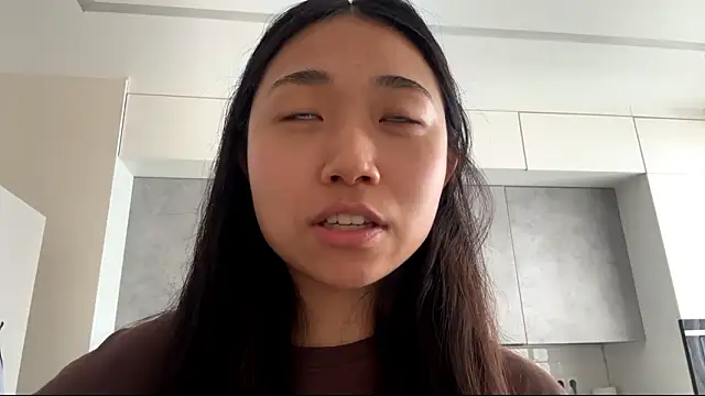 SweetMiaXO online show from March 4, 3:47 am