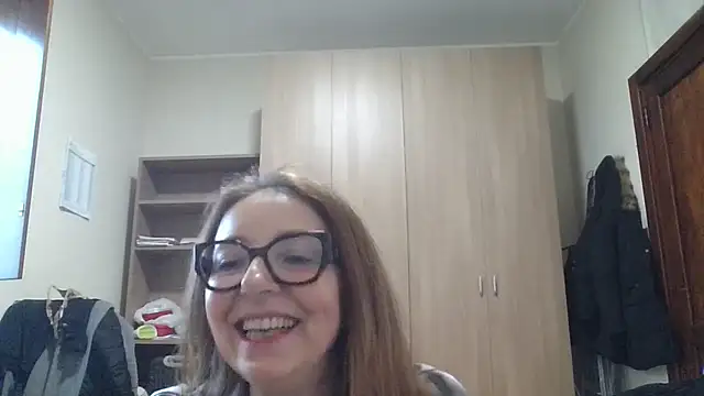 Snapshot of Miasexmilf chatting on February 2, 7:51 am Miasexmilf online show from February 2, 7:51 am