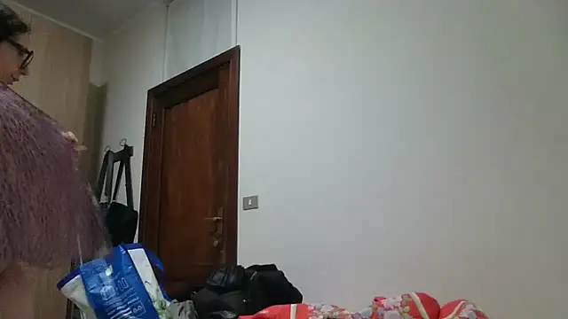 Snapshot of Miasexmilf chatting on March 3, 5:42 pm Miasexmilf online show from March 3, 5:42 pm