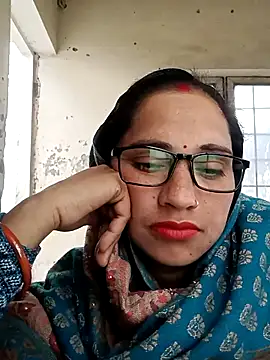 Cute-karisma1234 online show from February 22, 1:52 am