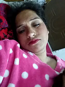 Cute-karisma1234 online show from February 9, 8:29 pm