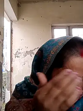 Cute-karisma1234 online show from February 17, 1:47 am