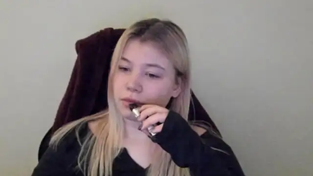 Lulu Di online show from February 12, 11:26 pm