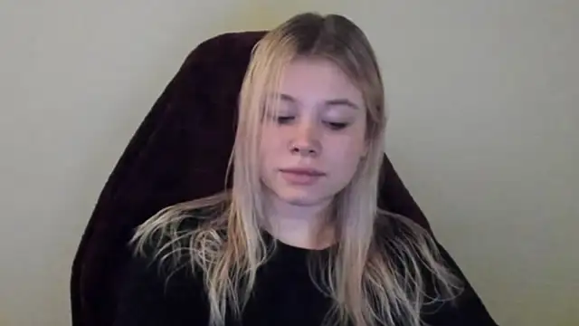 Lulu Di online show from February 12, 12:21 am