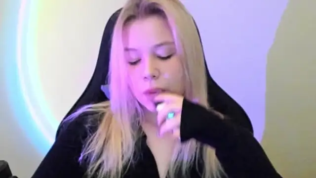 Lulu Di online show from February 21, 5:09 am