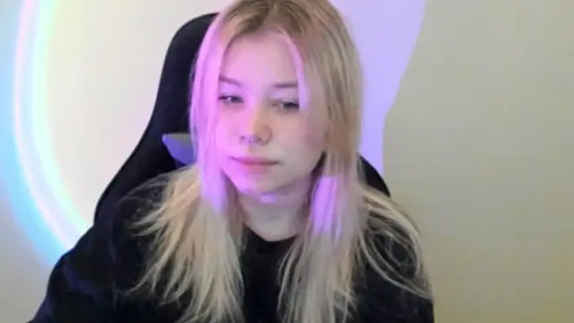 Lulu Di online show from February 19, 1:57 am