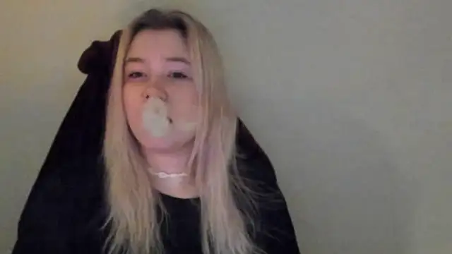 Lulu Di online show from February 17, 12:19 am