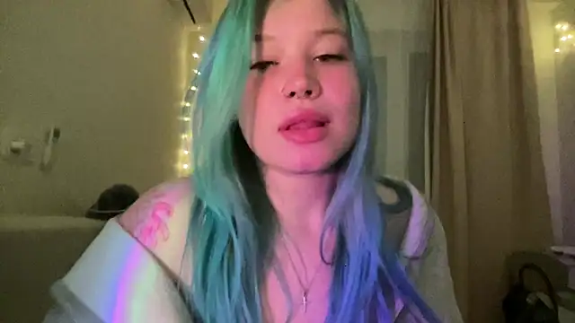 Lulu Di online show from April 18, 7:58 pm