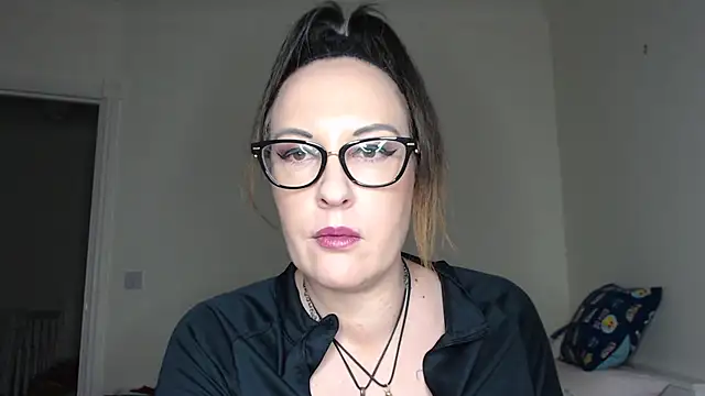 PsychicDominatrix online show from February 10, 8:30 pm