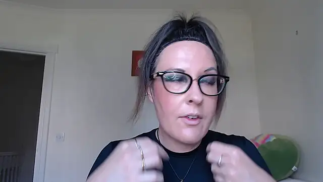 PsychicDominatrix online show from June 24, 10:25 am