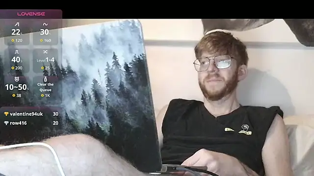 Snapshot of Gingerxl8 chatting on February 3, 10:59 pm Gingerxl8 online show from February 3, 10:59 pm