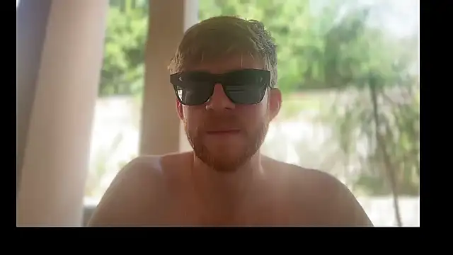 Snapshot of Gingerxl8 chatting on February 13, 8:42 pm Gingerxl8 online show from February 13, 8:42 pm