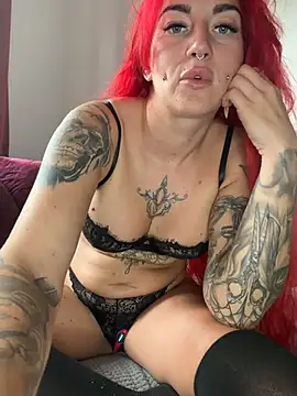 MrsRedFoxy online show from July 6, 11:17 am