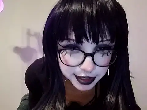 k1ttycl0wn online show from January 19, 1:42 am