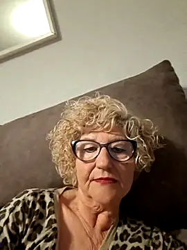 rosasuso online show from April 5, 6:47 pm