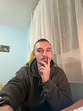 Snapshot of TheMaskShow chatting on March 20, 1:06 am TheMaskShow online show from March 20, 1:06 am