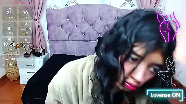 Esmeralda-18 online show from February 10, 2:27 pm