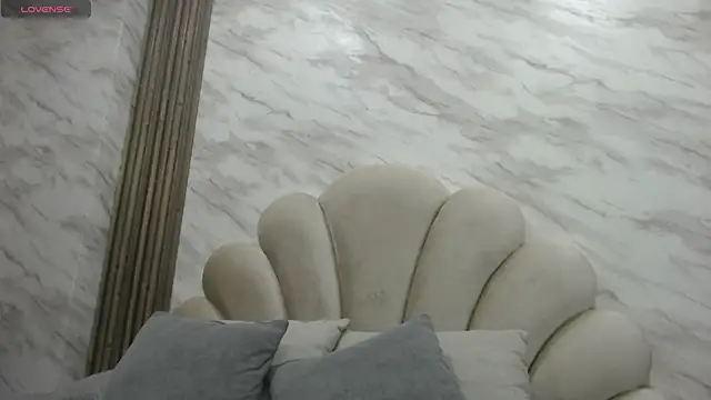 darkkjulietha online show from May 19, 5:53 pm