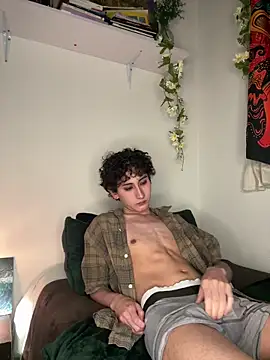 Snapshot of noynxz chatting on February 2, 3:27 am noynxz online show from February 2, 3:27 am