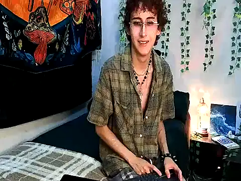 noynxz online show from May 15, 3:48 am