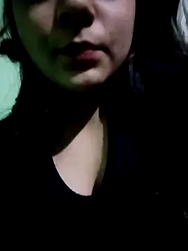 x chaht online show from February 5, 5:09 pm