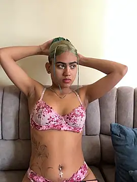 baby julieta5 online show from July 19, 2:14 pm