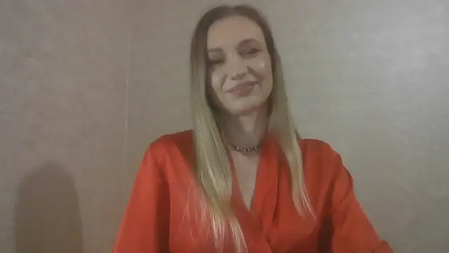 Snapshot of AureliaStar450 chatting on February 25, 12:44 am AureliaStar450 online show from February 25, 12:44 am