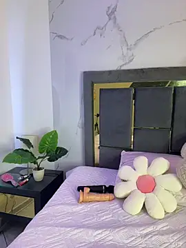 Snapshot of Doll_Luna_ chatting on February 5, 3:13 am Doll Luna online show from February 5, 3:13 am