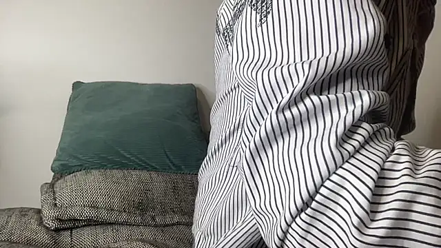 NovaTwinkx online show from February 1, 7:28 am