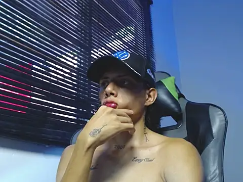 Snapshot of Didi_hard chatting on February 13, 8:20 pm Didi hard online show from February 13, 8:20 pm